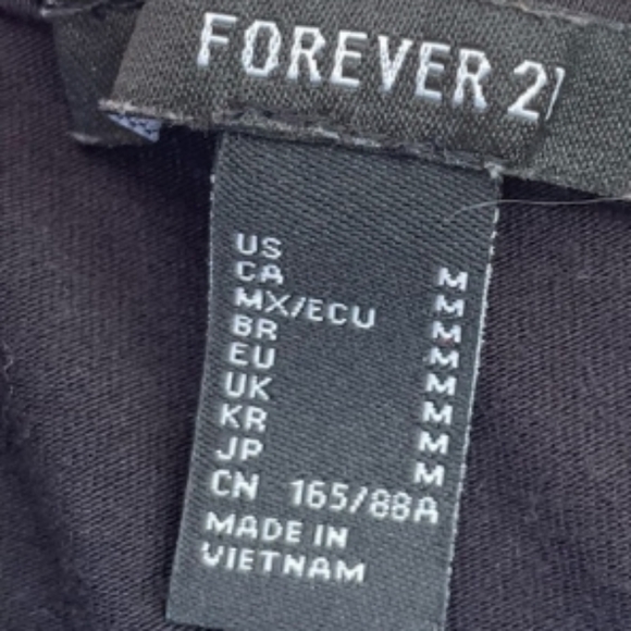 4/$60 Black Rutched Sides Tank Top - Size M - Picture 6 of 6